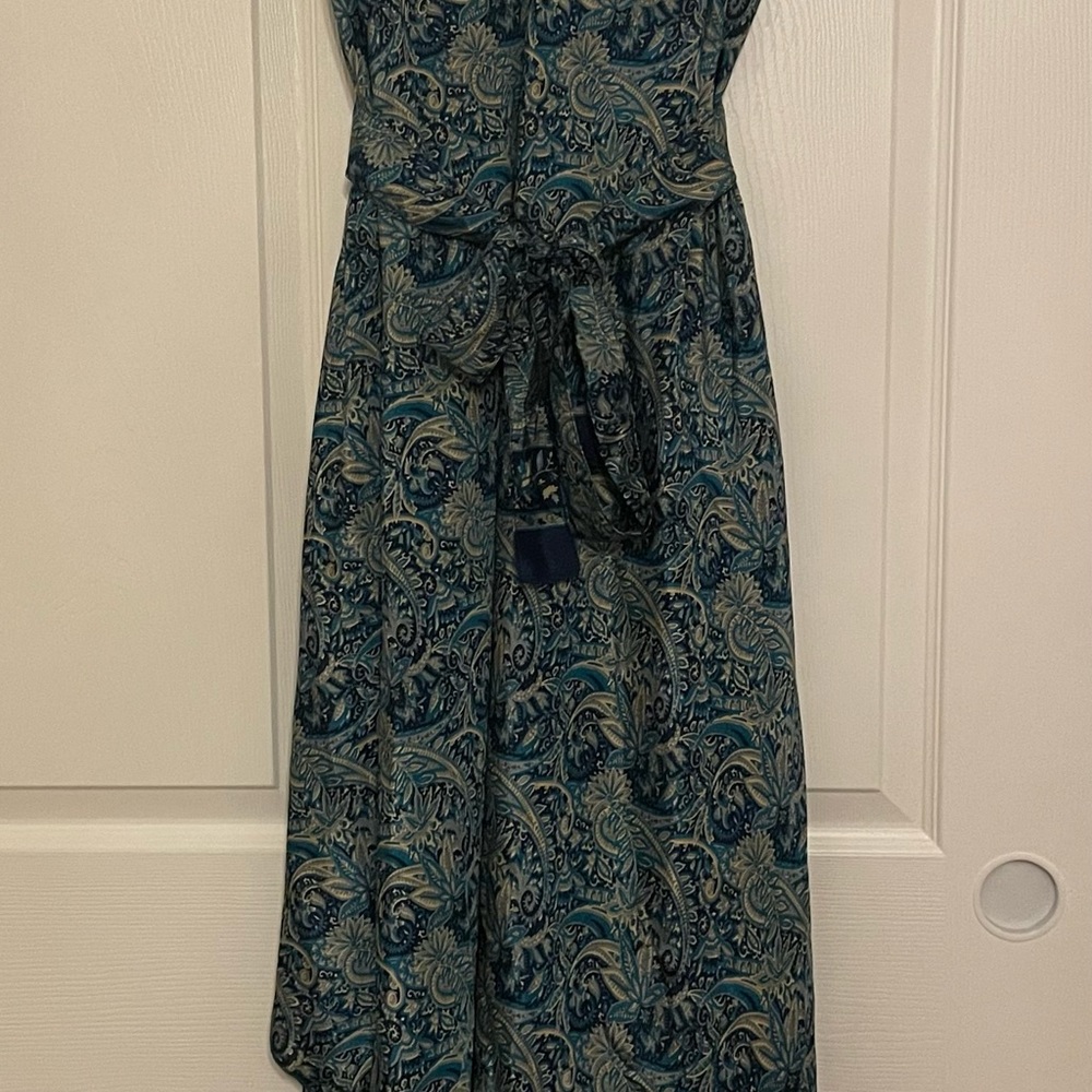 Zury paisley free flowing dress.